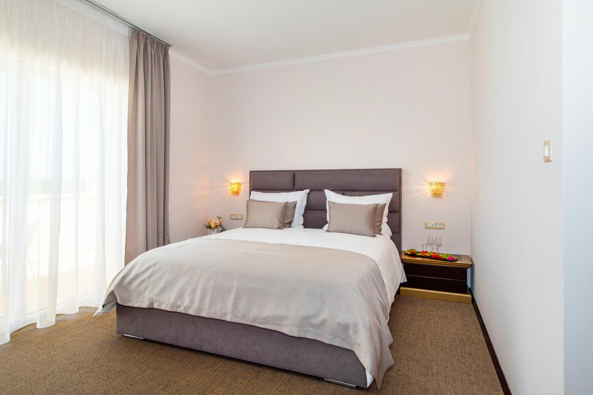 Guest Accommodation Atrium Gulin Lozovac Exterior foto