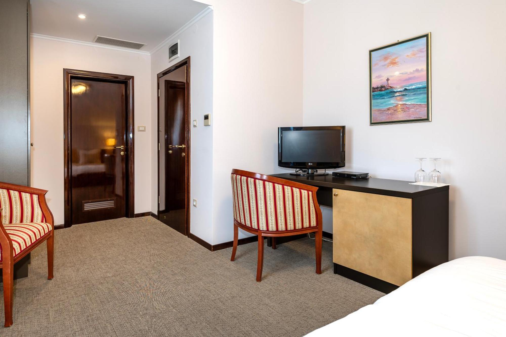 Guest Accommodation Atrium Gulin Lozovac Exterior foto